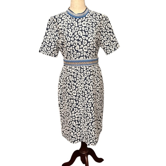 J. McLaughlin Kyrie Dress - Picture 4 of 5